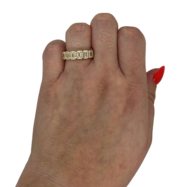 Lab-Grown Bezel Emerald Cut Band