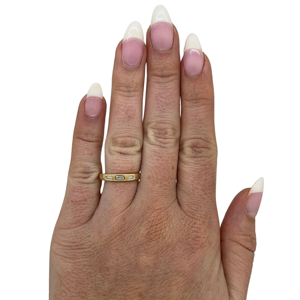 East/West Baguette Cigar Band