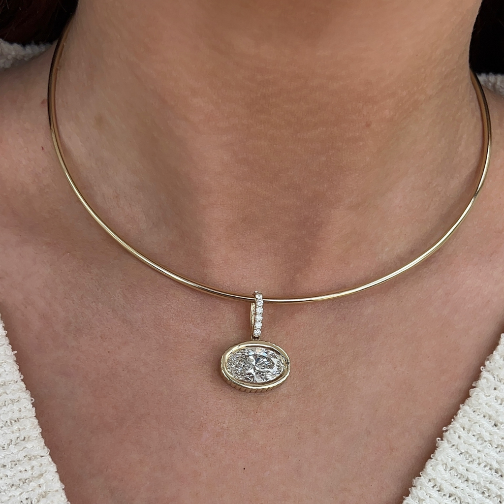 Lab-Grown E/W Bezel Fluted Oval Charm