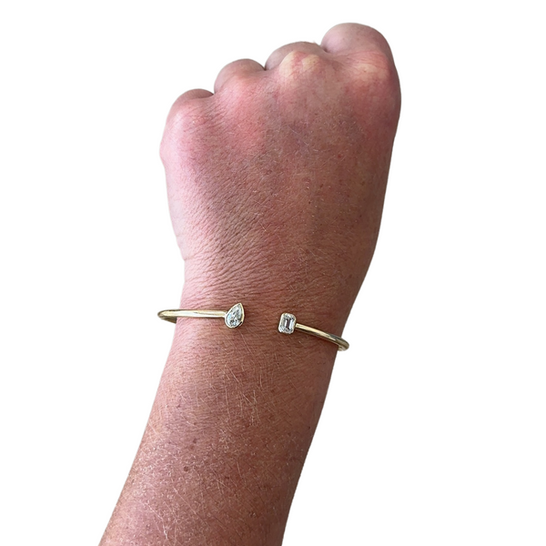 Lab-Grown Bezel Toi Et Moi Bangle