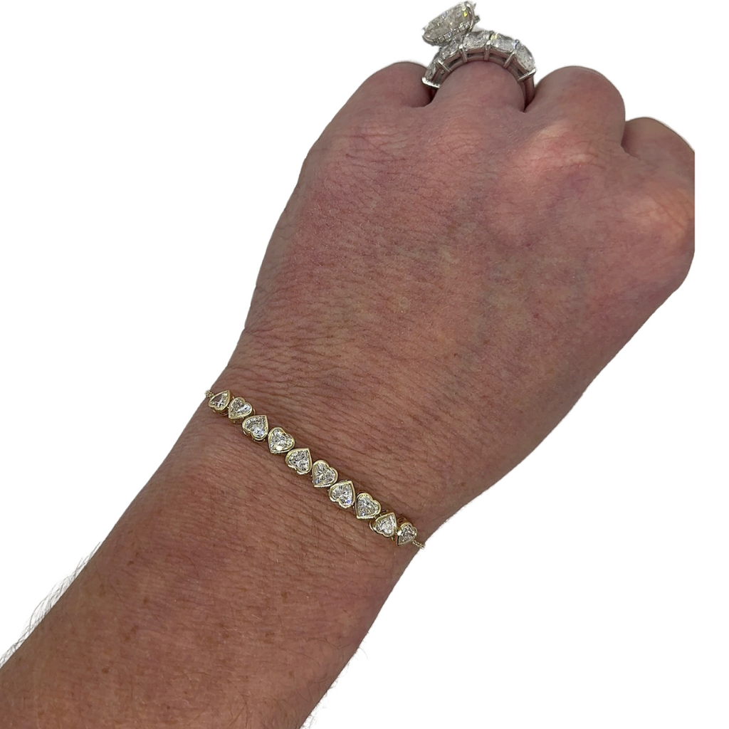 Lab-Grown Alternating Heart Chain Bracelet