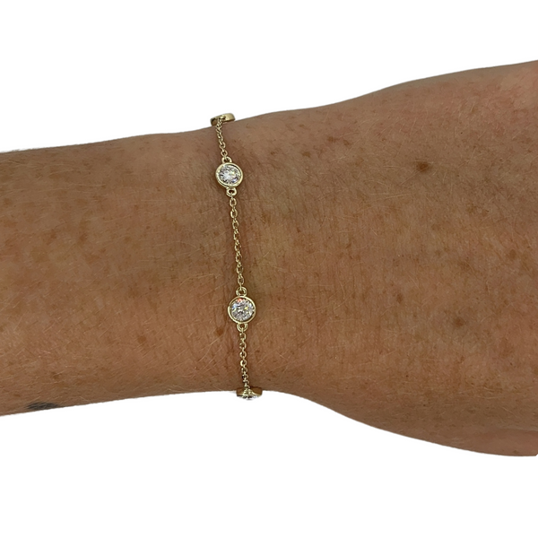 Lab-Grown 5 Stone Diamond Station Bracelet