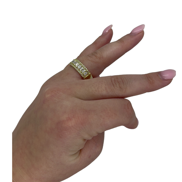 Double Row Round Baguette Band