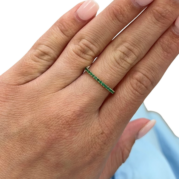 Round Emerald Stackable Band