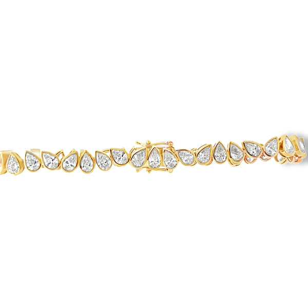 Lab-Grown Offset Bezel Pear Tennis Bracelet