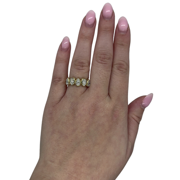 Alternating Bezel Pear Band