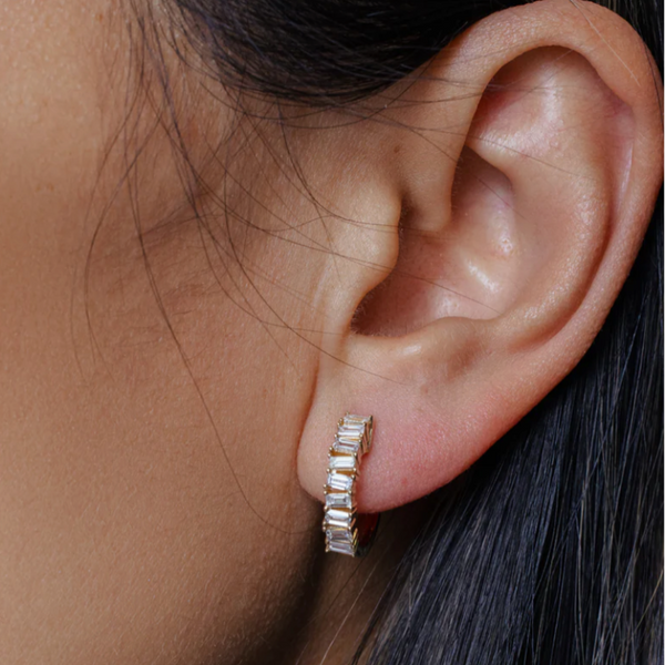 Off-Set Baguette Huggie Earrings
