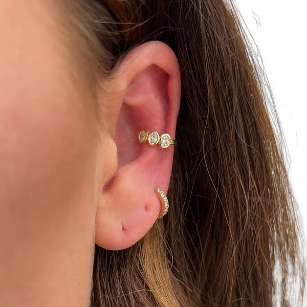 Lab-Grown Bezel Oval Ear Cuff
