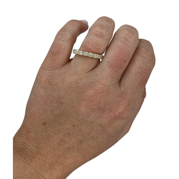 Lab-Grown E/W Emerald Cut Diamond Eternity Band