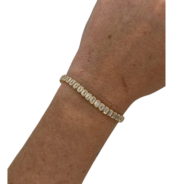 Lab-Grown Bezel Set Emerald Tennis Bracelet