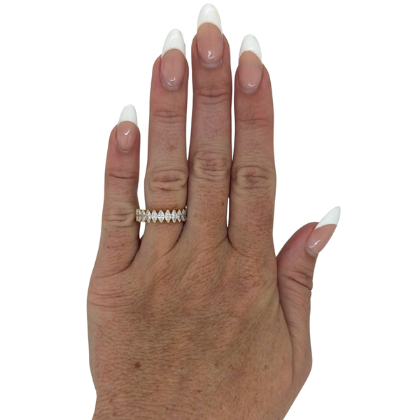 Lab-Grown Half Bezel Marquise Band