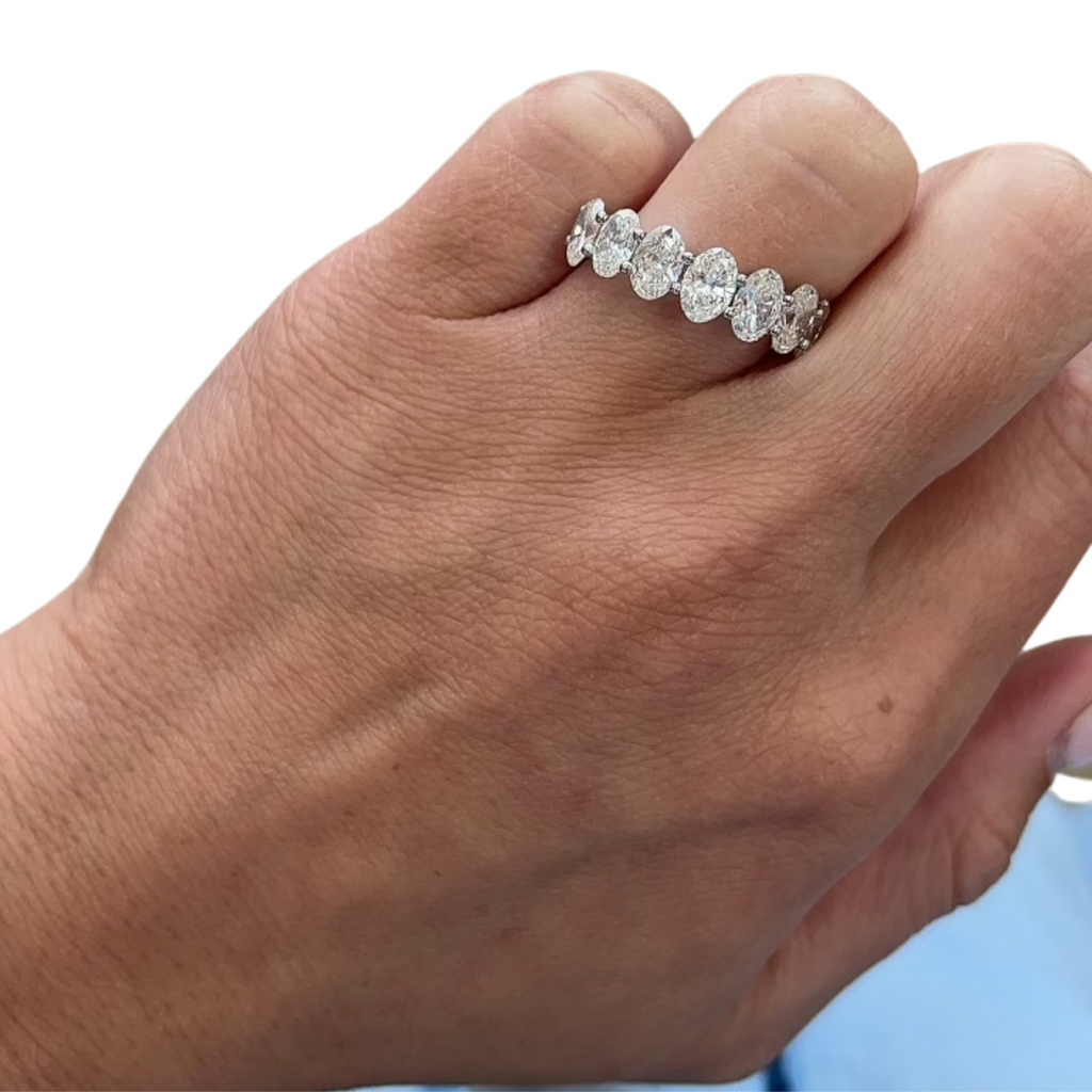 Lab-Grown 7 Stone Oval Cut Diamond Band