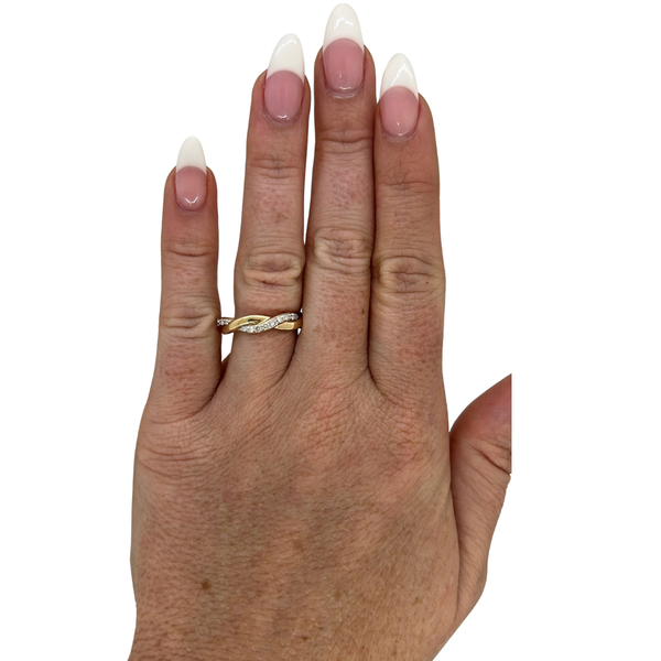 Gold & Pave Twisted Band