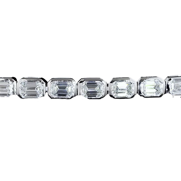 Lab-Grown E/W Bezel Emerald Cut Tennis Bracelet