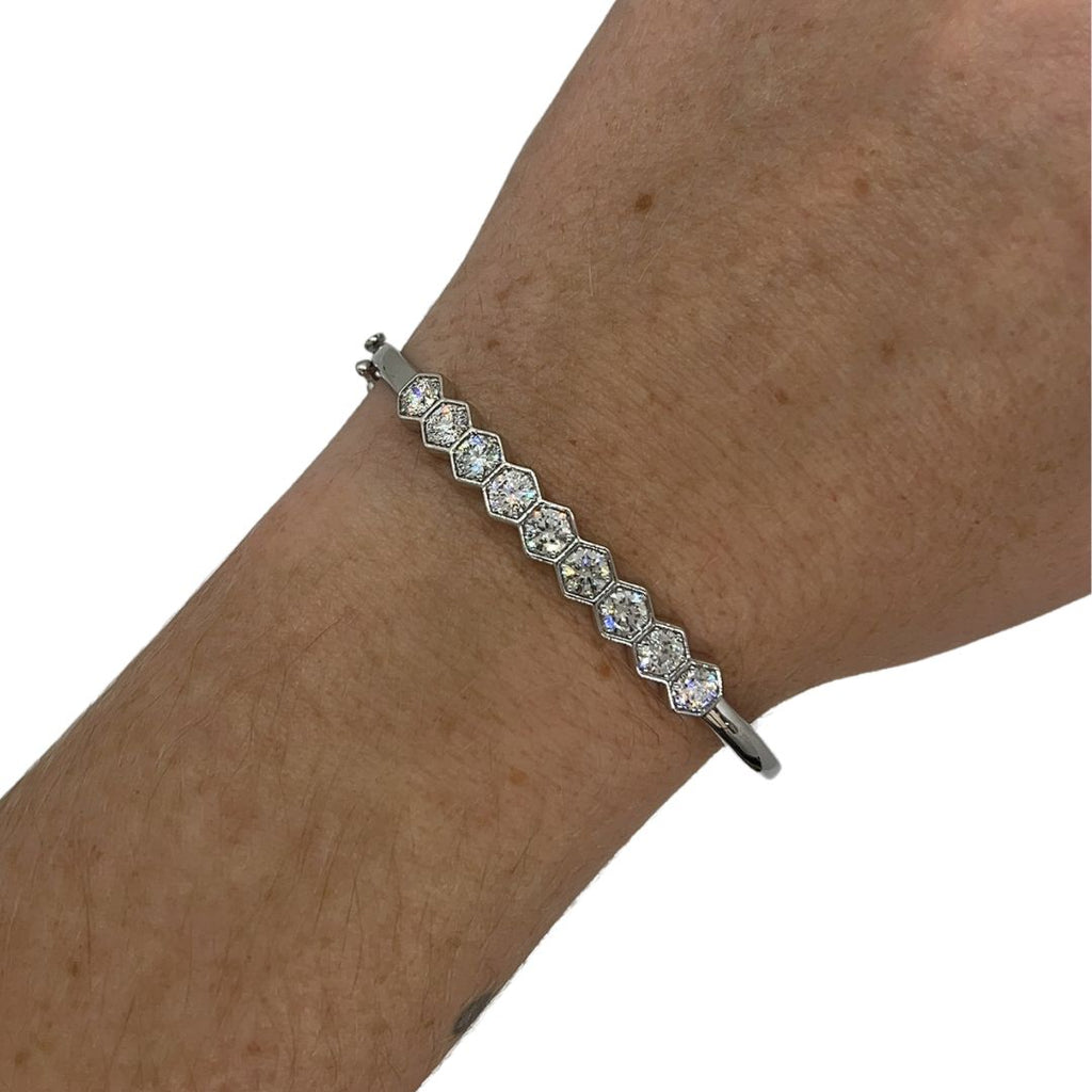 Lab-Grown Diamond Honeycomb Bezel Bangle