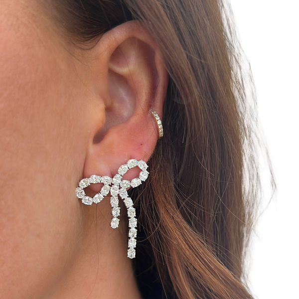 Lab-Grown Oval Diamond Bow Earrings