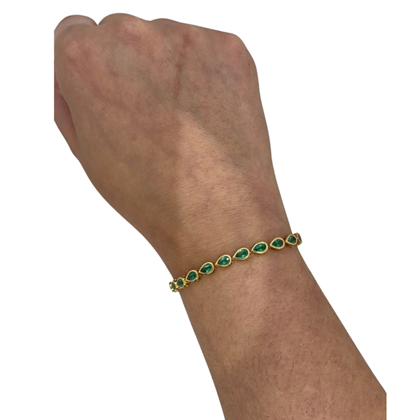 Bezel E/W Pear Emerald Tennis Bracelet