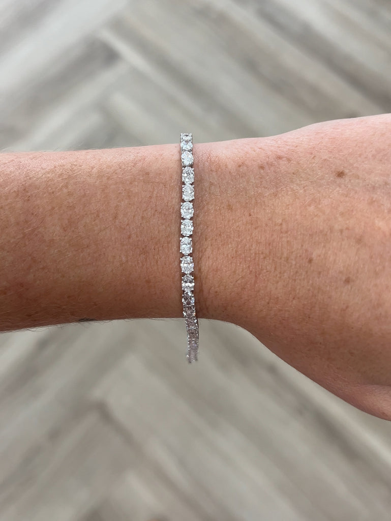 Lab-Grown East/West Oval Tennis Bracelet