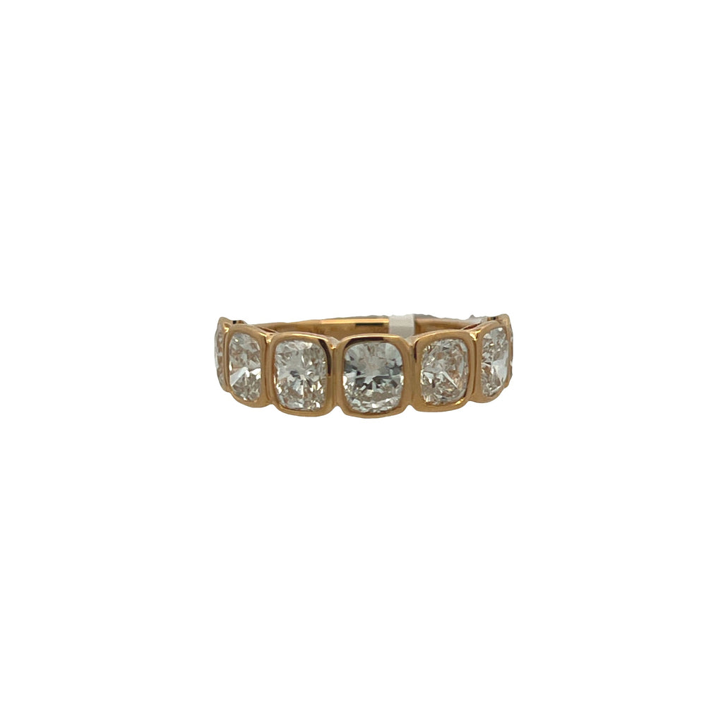 Lab-Grown Bezel Set Cushion Cut Band
