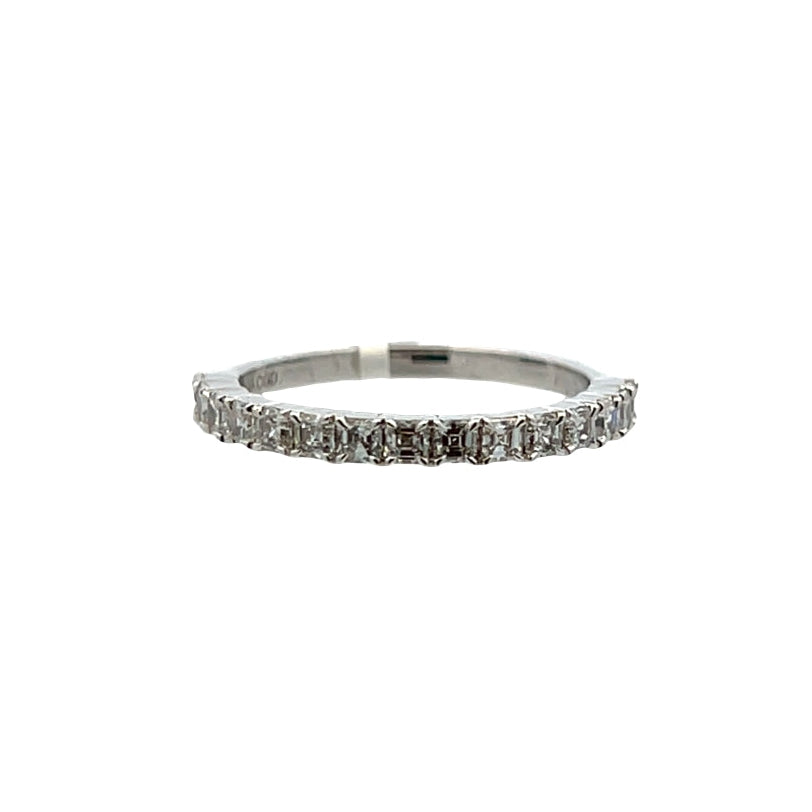 Lab-Grown Mini Asscher Band