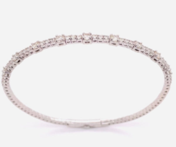 Graduated Round Diamond Bangle