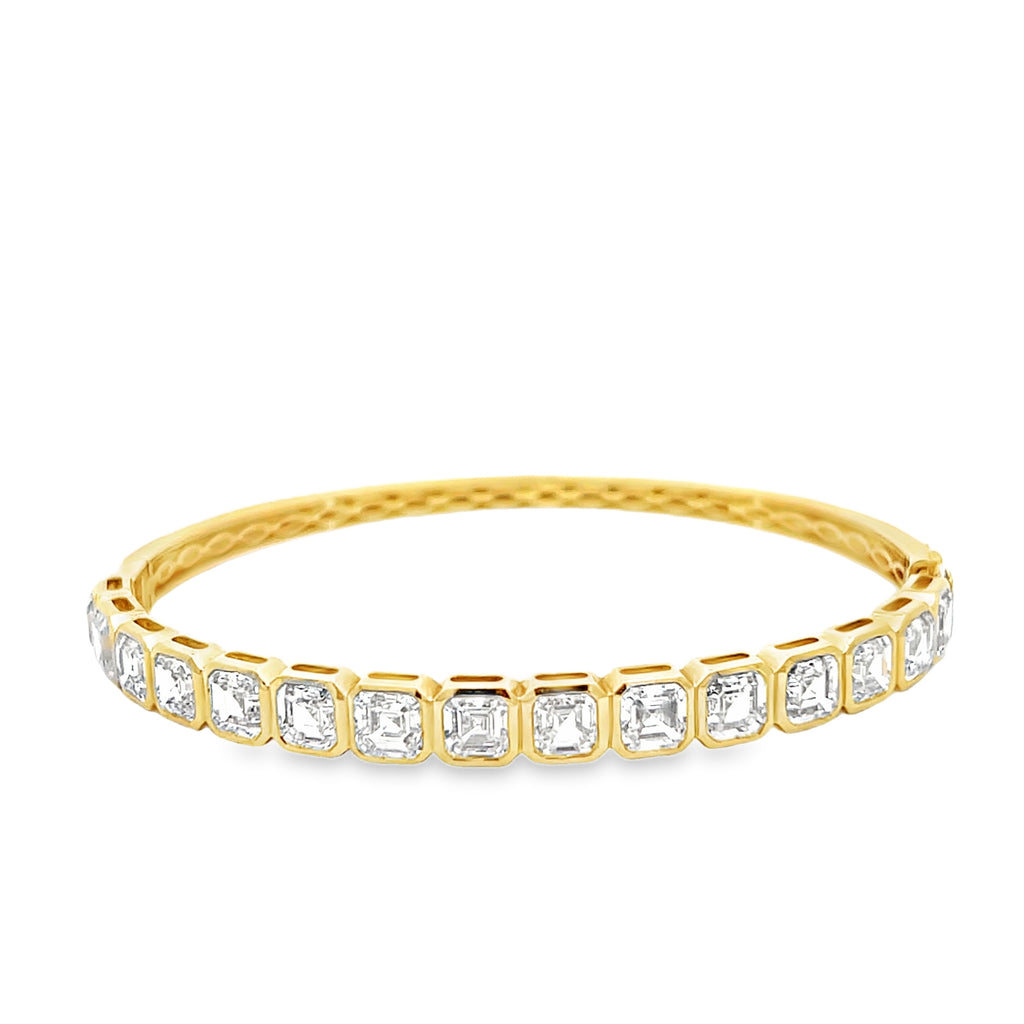 Lab-Grown Bezel Asscher Bangle