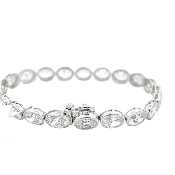 Lab-Grown Bezel E/W Oval Tennis Bracelet