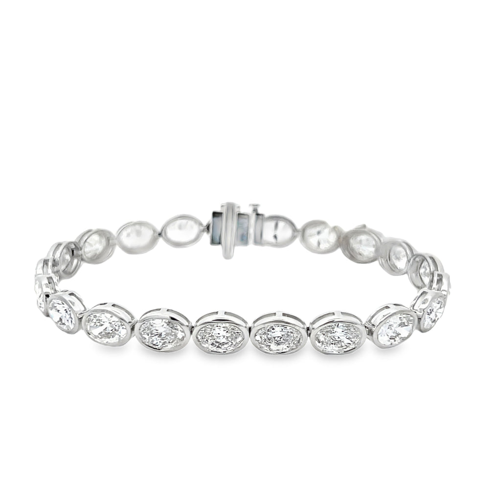Lab-Grown Bezel E/W Oval Tennis Bracelet