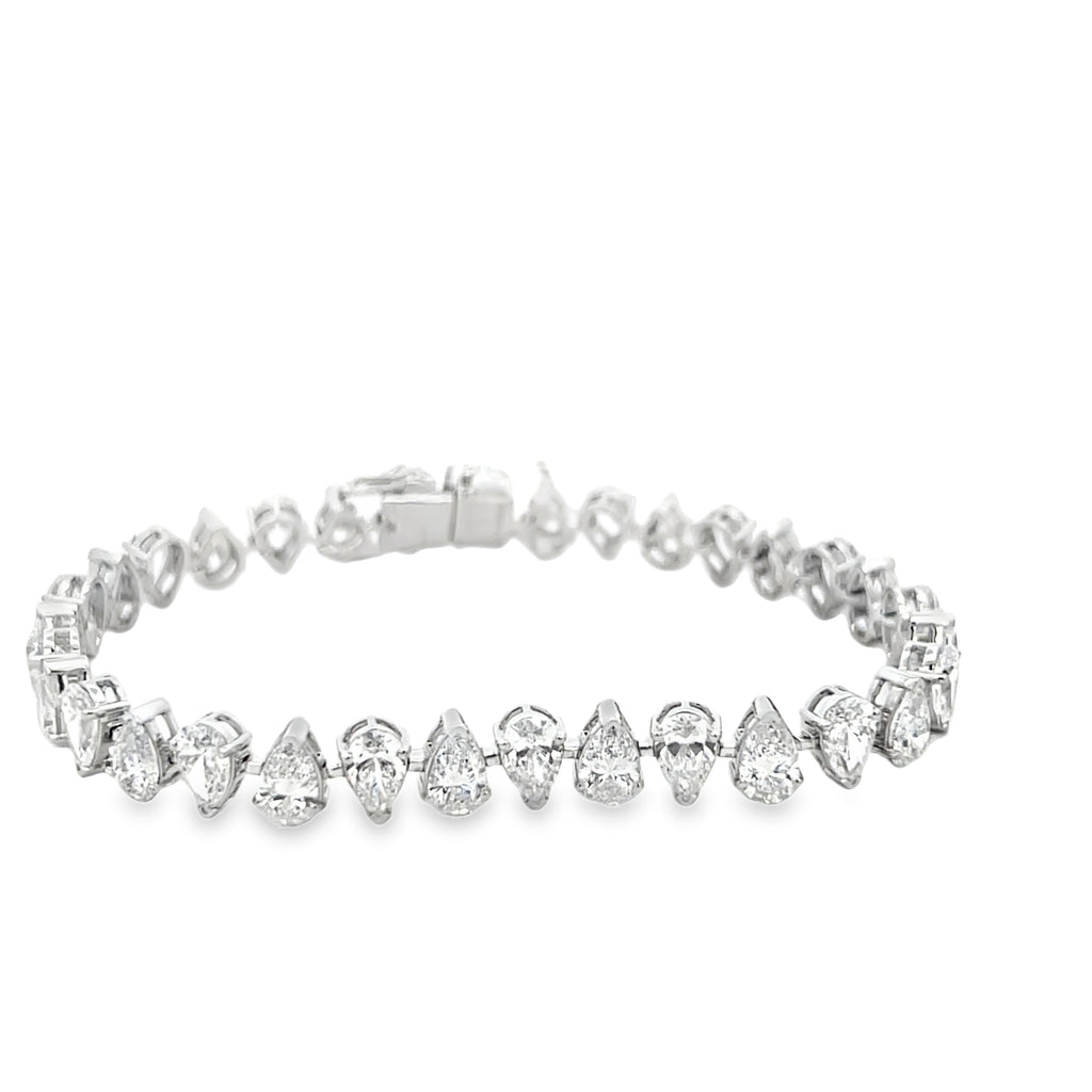 Lab-Grown N/S Alternating Negative Space Pear Tennis Bracelet