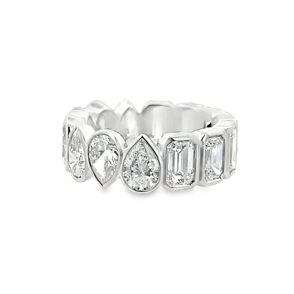 Lab-Grown Bezel Emerald & Alternating Pear Dirty Martini Band