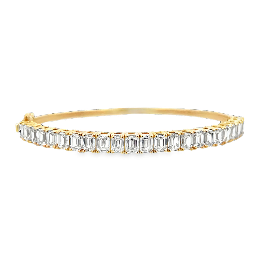 Lab-Grown Emerald Cut Diamond Bangle