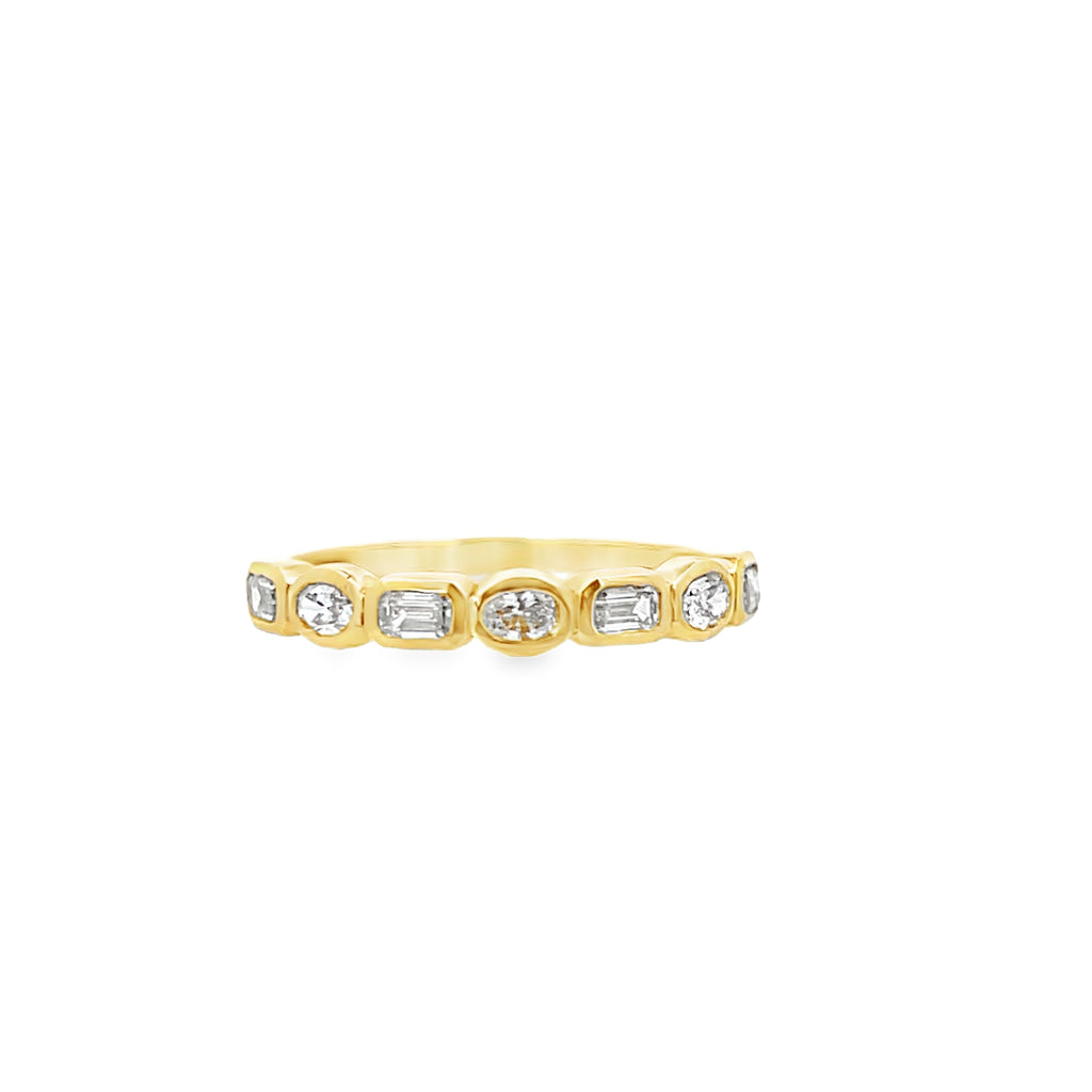Lab-Grown Bezel E/W Emerald and Oval Band